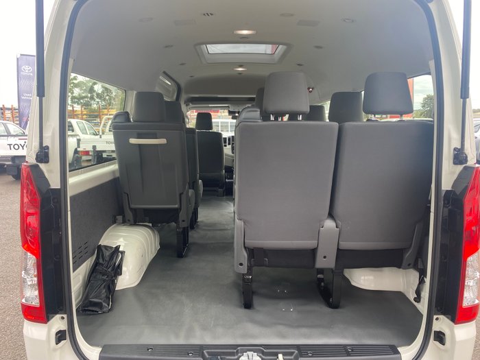 2019 Toyota Hiace Hiace Bus SLWB 2.8L T Diesel Automatic 9633060 001