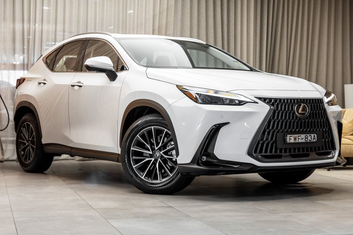 2025 Lexus NX450h+