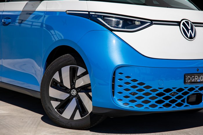 2025 Volkswagen ID. Buzz Pro BEV560