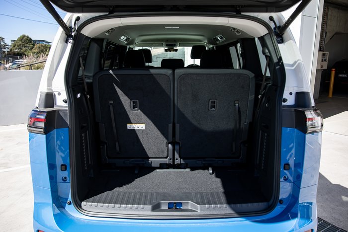 2025 Volkswagen ID. Buzz Pro BEV560