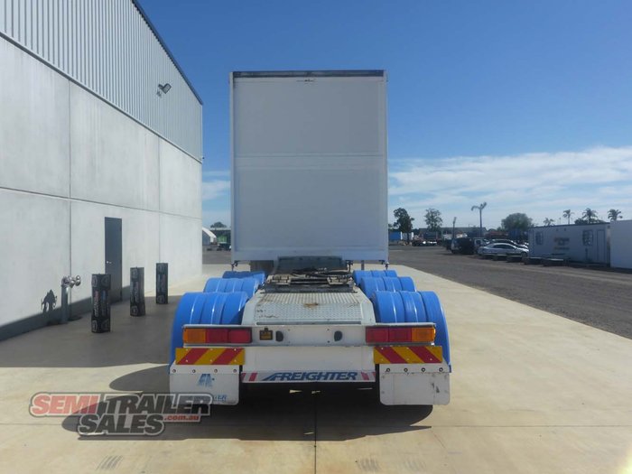 2005 Maxitrans 12 Pallet Curtainsider A Trailer