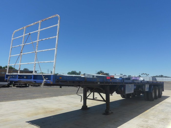 2009 Liberty Freightmore Flat Top Extendable