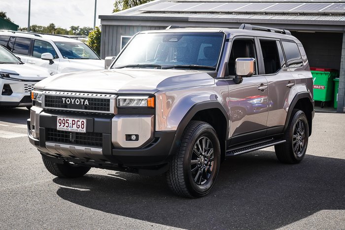 2025 Toyota PRADO