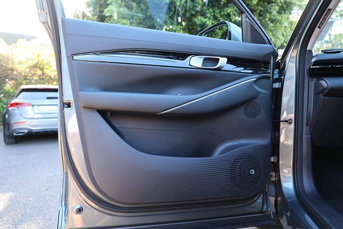 2026 Geely Starray Em-i