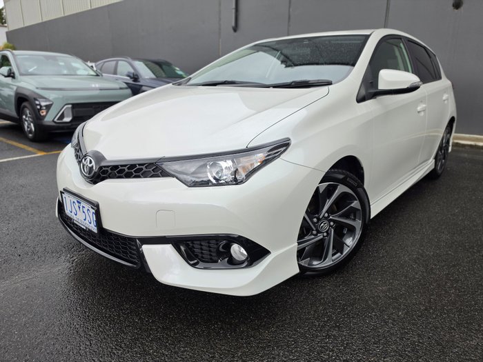 2017 Toyota Corolla SX ZRE182R