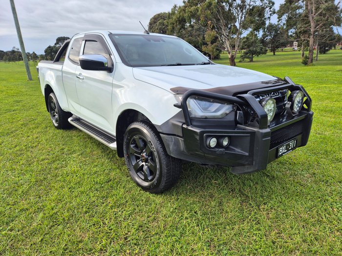 2022 Isuzu D-MAX