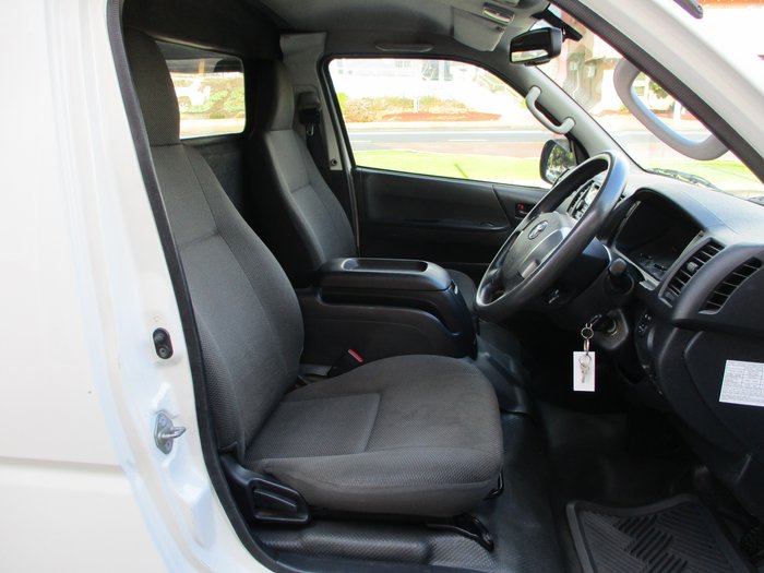 2015 Toyota Hiace TRH201R White