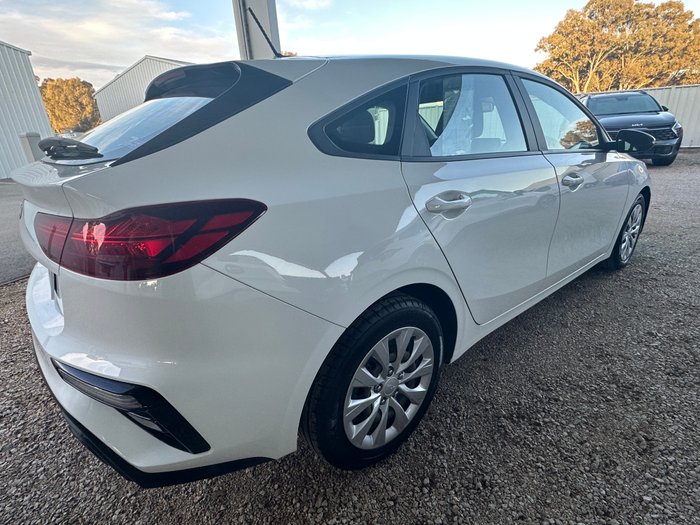 2022 Kia Cerato S BD MY22 White