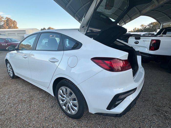 2022 Kia Cerato S BD MY22 White