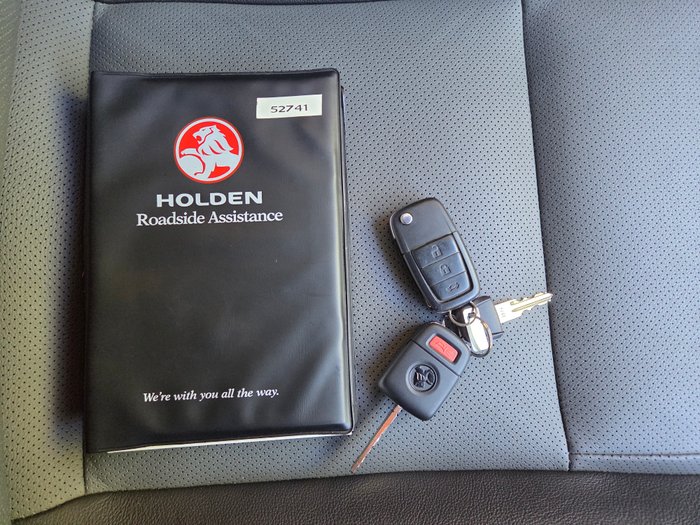 2011 HOLDEN COMMODORE SSV SILVER