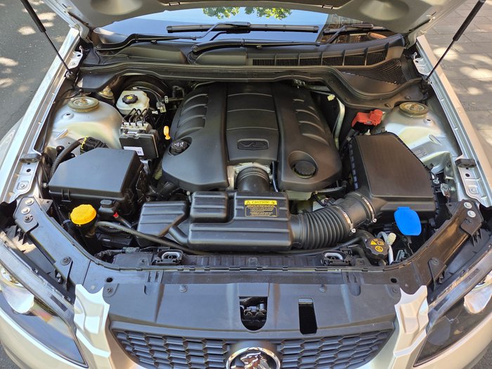 2011 HOLDEN COMMODORE SSV SILVER