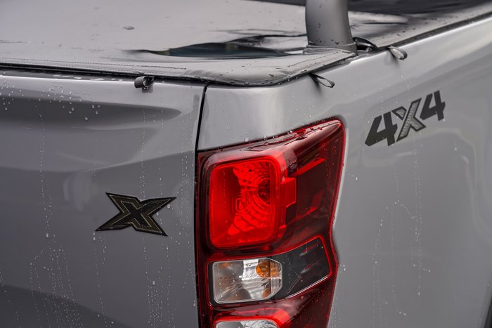 2026 Isuzu D-MAX X-RIDER