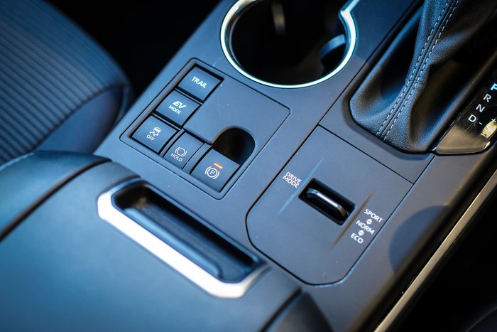 2024 Toyota Kluger Hybrid GX AWD
