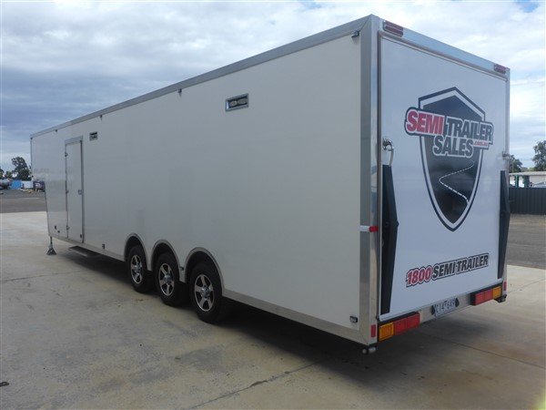 2013 Motorsport 5th Wheel Transporter