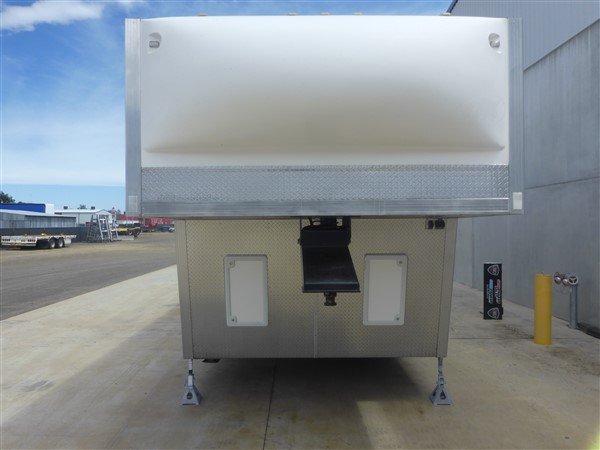 2013 Motorsport 5th Wheel Transporter