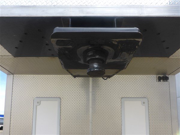 2013 Motorsport 5th Wheel Transporter