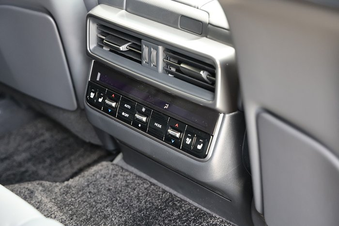 2025 Lexus LX500d LX500d Sports Luxury 3.3L T Diesel Automatic Wagon 3D25980 001