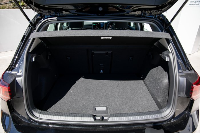 2025 Volkswagen Golf 110TSI Life