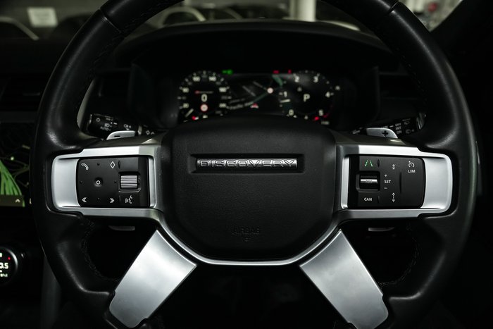 2023 Land Rover Discovery P360 R-Dynamic S