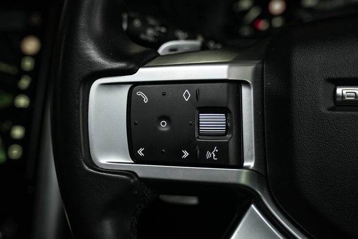 2023 Land Rover Discovery P360 R-Dynamic S
