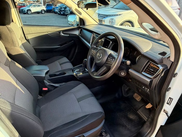 2022 Mazda BT-50 XT TF White
