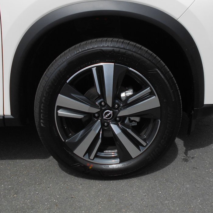 2024 NISSAN X-TRAIL Ti