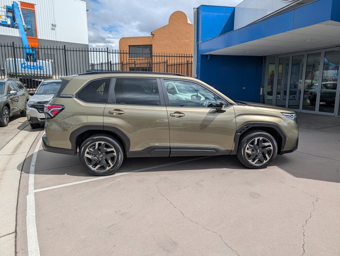 2025 Subaru Forester Touring