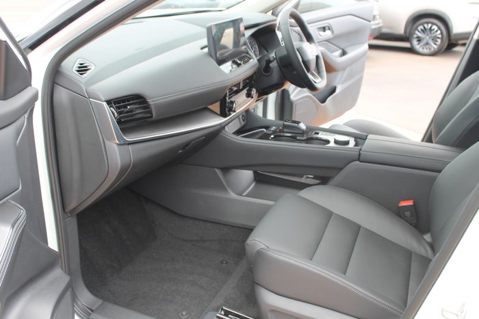 2025 Nissan X-TRAIL ST-L e-POWER