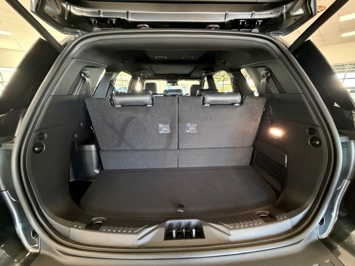 2026 Ford Everest Platinum