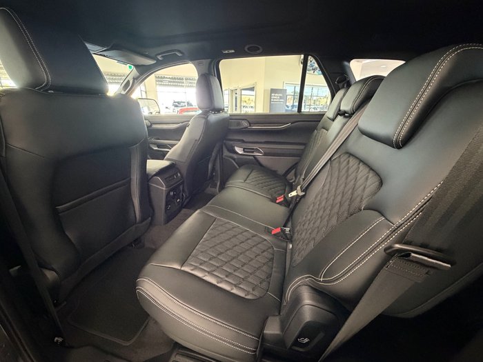 2026 Ford Everest Platinum