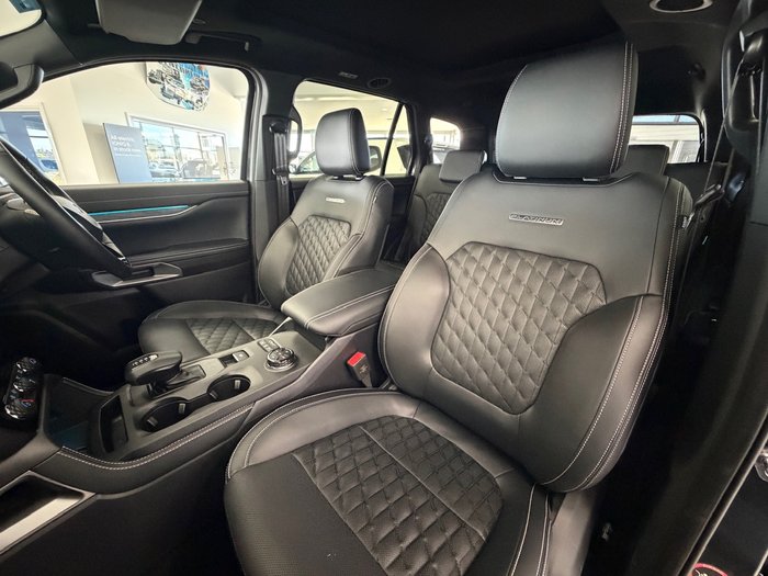 2026 Ford Everest Platinum