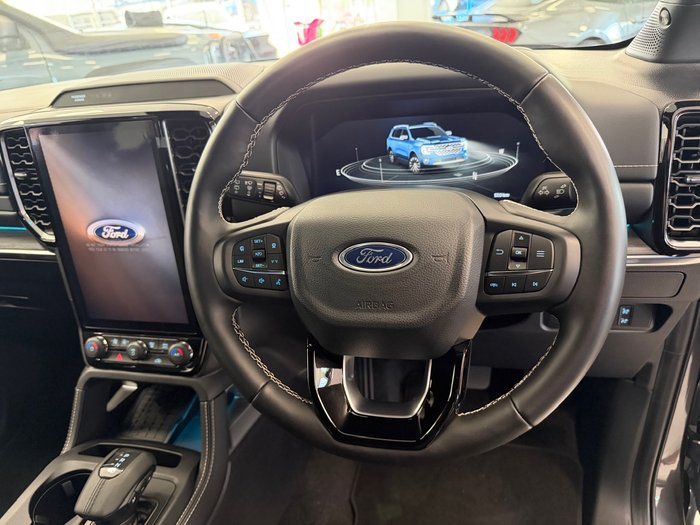 2026 Ford Everest Platinum