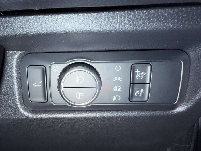 2026 Ford Everest Platinum