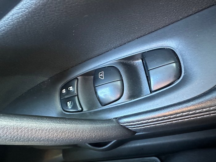 2020 Nissan X-TRAIL ST