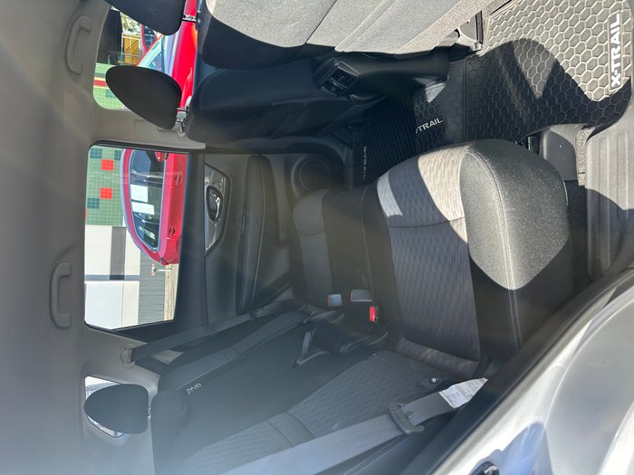 2020 Nissan X-TRAIL ST