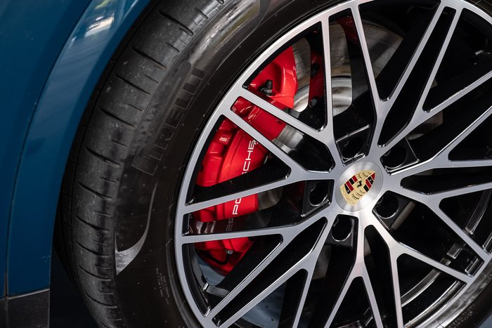 2024 Porsche Cayenne S E-Hybrid