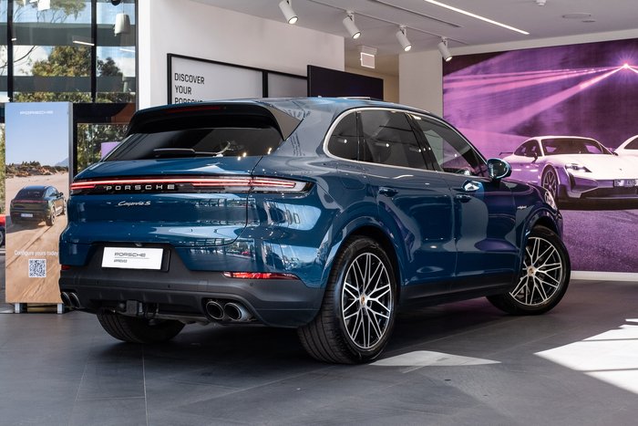 2024 Porsche Cayenne S E-Hybrid