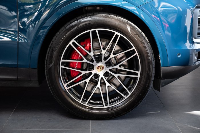 2024 Porsche Cayenne S E-Hybrid