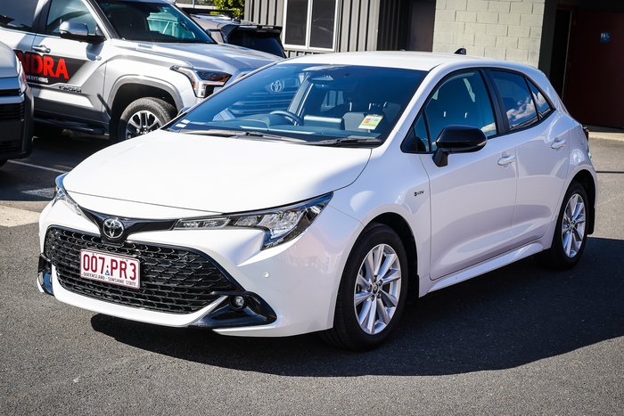 2025 Toyota COROLLA