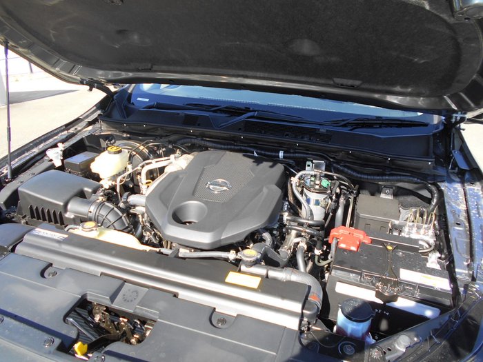 2025 Nissan Navara ST-X