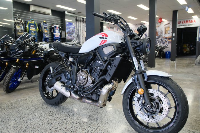 2024 YAMAHA XSR700 YAMAHA ROAD White