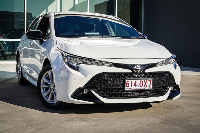 2025 Toyota COROLLA