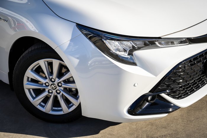 2025 Toyota COROLLA SX