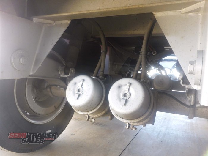 2023 Maxitrans 12 Pallet Flat Top A Trailer