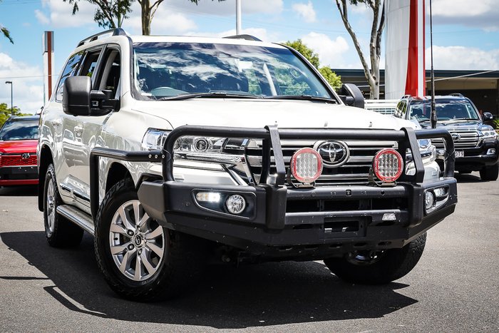 2020 Toyota LANDCRUISER