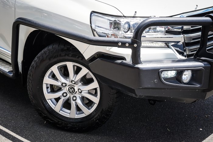 2020 Toyota LANDCRUISER Sahara