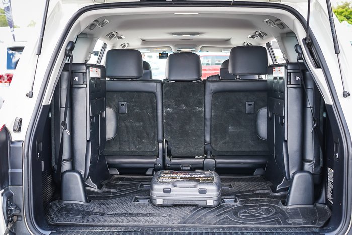 2020 Toyota LANDCRUISER Sahara