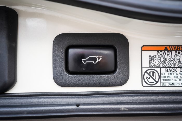 2020 Toyota LANDCRUISER Sahara