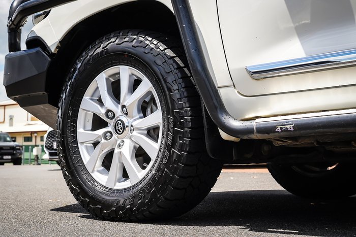 2020 Toyota LANDCRUISER Sahara