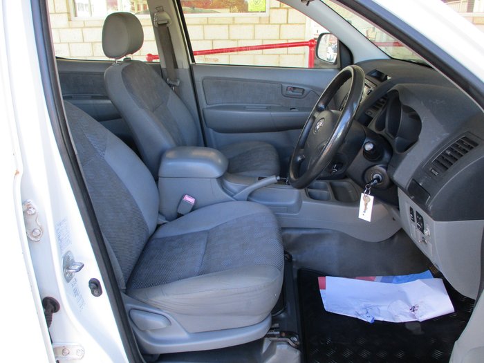 2011 Toyota Hilux SR GGN15R MY10 White